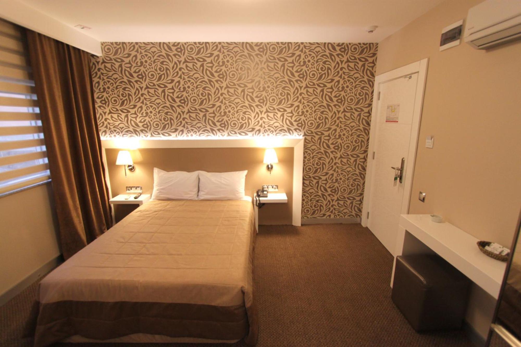 Sultan Hotel Mersin  Esterno foto